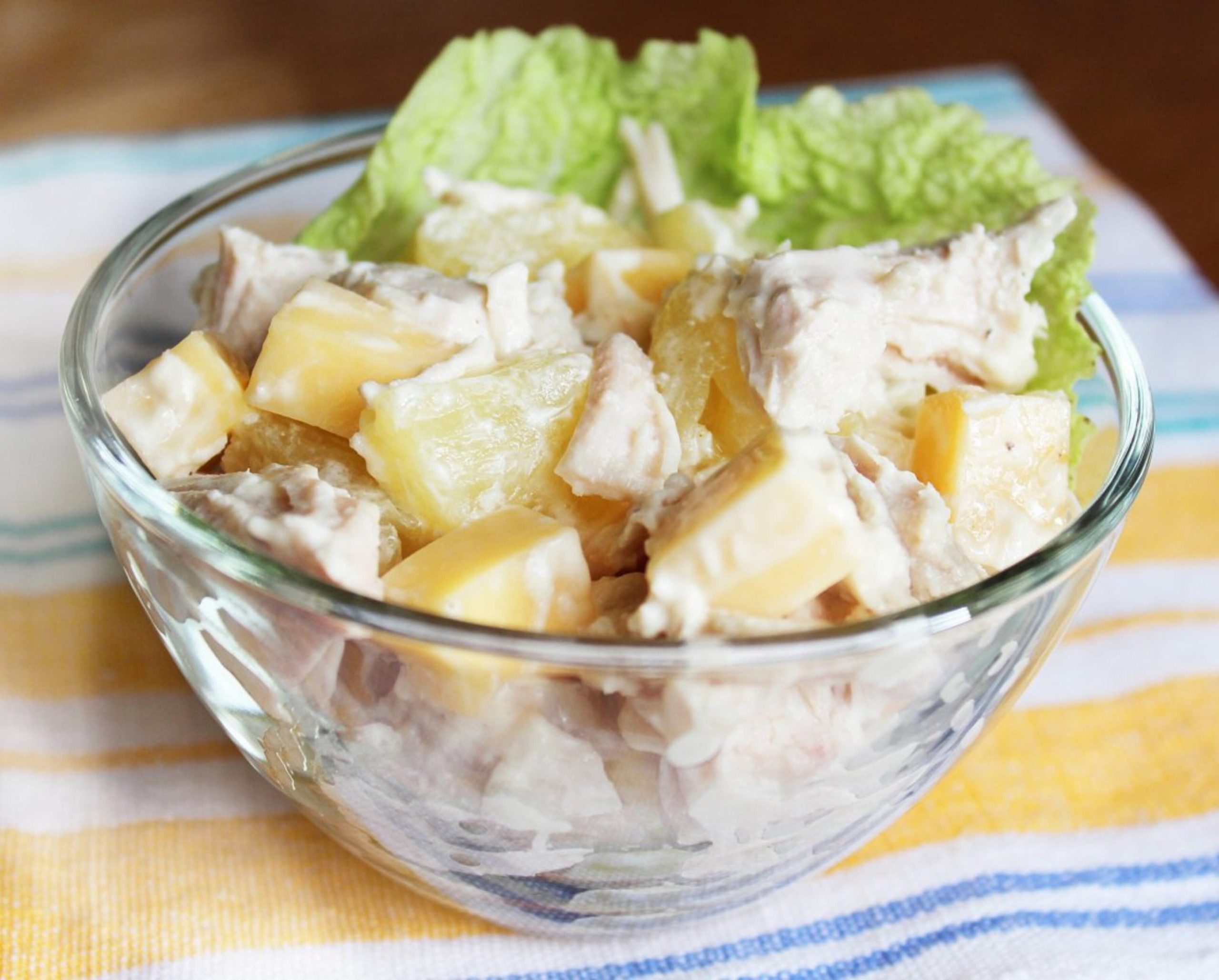 салат курица с ананасом