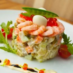 Оливье с креветками